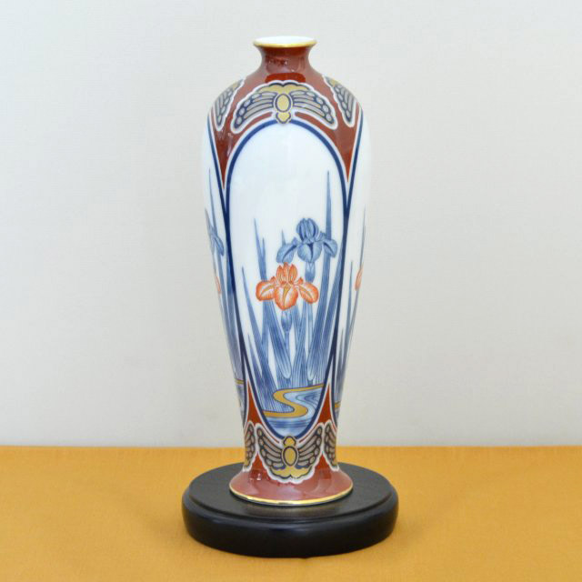 【染錦間取菖蒲】花瓶1